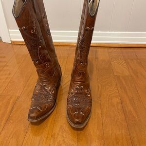 Circle G Brown Heeled Boots